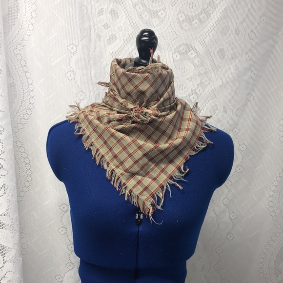 Triangle Fringed Scarf - Picture 4 of 5